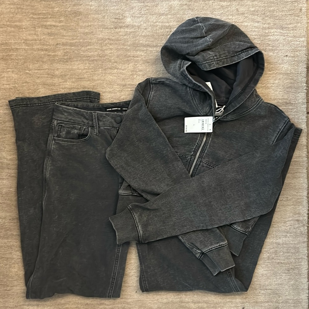 Good American Jeanuis Cropped Zip Hoodie, Pull On Flare Pants Set